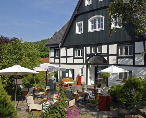 Terrasse Innenhof Neuhaus